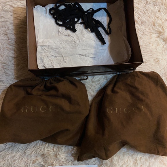GUCCI Red & Green Logo Stripe Hi-Top Black Sneaker